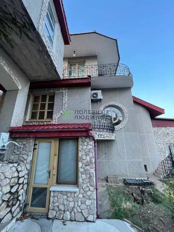 Дом в Севастополь ул. Рябова, 5А (348 м) - Фото 1