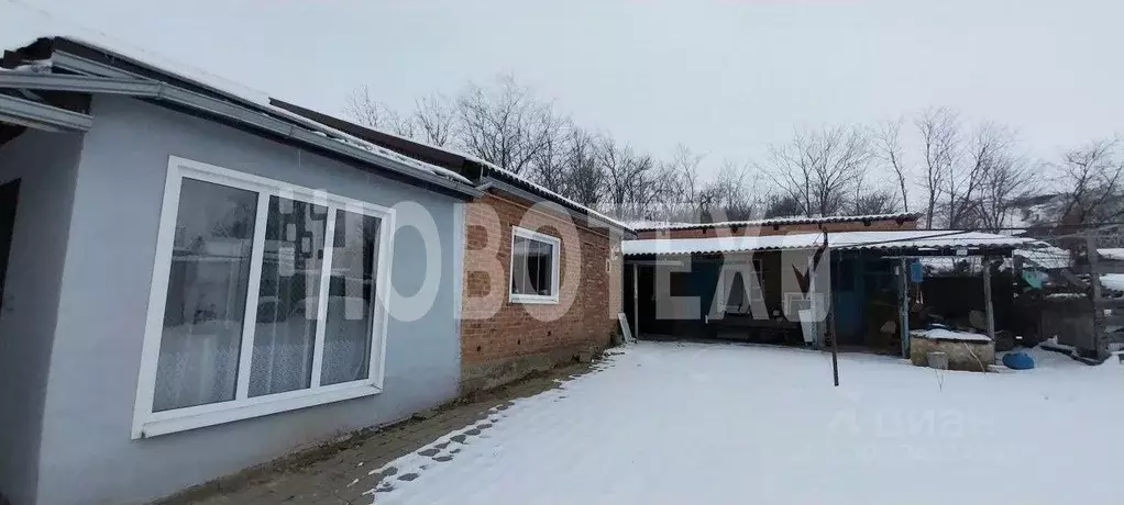 Дом в Краснодарский край, Кропоткин Кавказский район, ул. Куйбышева, ... - Фото 1