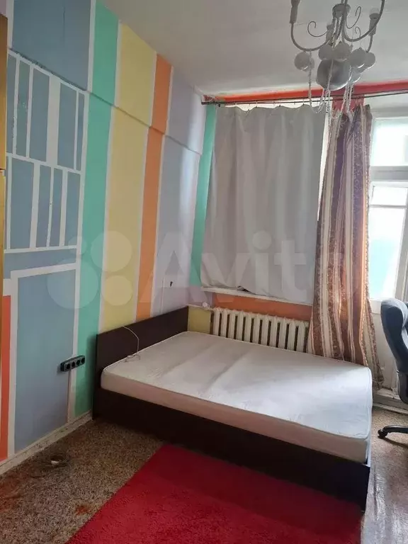 Комната 18 м в 3-к., 4/5 эт. - Фото 0