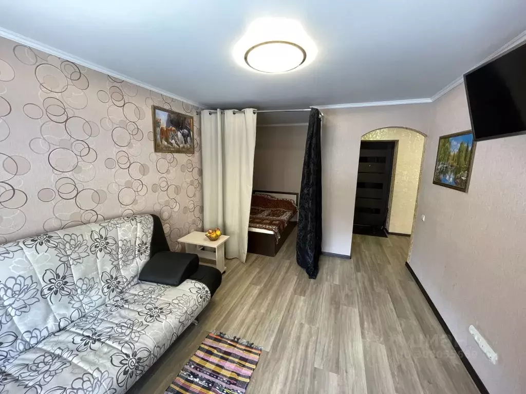 1-к кв. Саратовская область, Саратов Миллеровская ул., 15А (35.0 м) - Фото 0