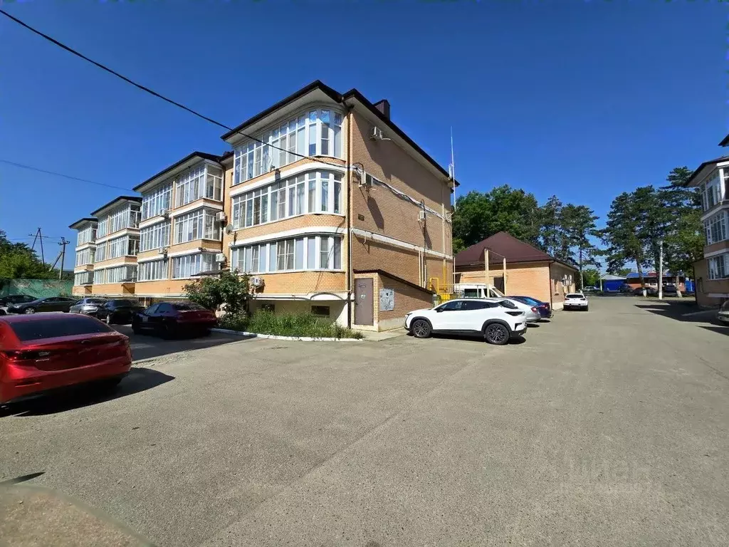 1-к кв. Краснодарский край, Северская ст-ца ул. Ильская, 33 (55.4 м) - Фото 0
