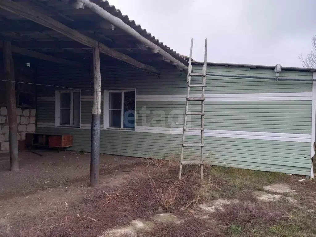 Дом в Белгородская область, Губкинский городской округ, с. Вислая ... - Фото 1