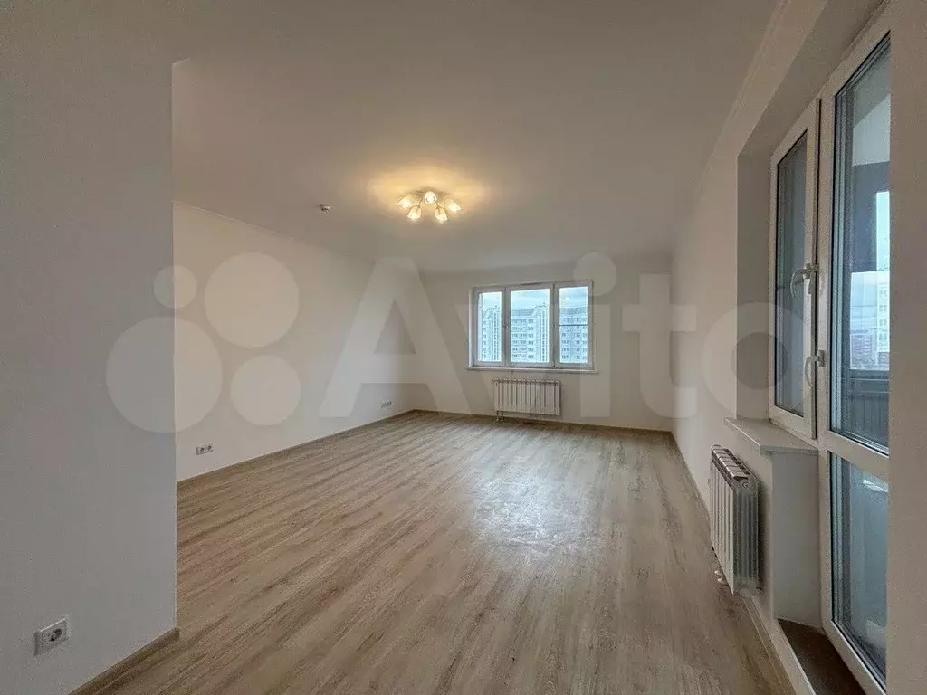 Аукцион: 1-к. квартира, 49,3 м, 10/16 эт. - Фото 1