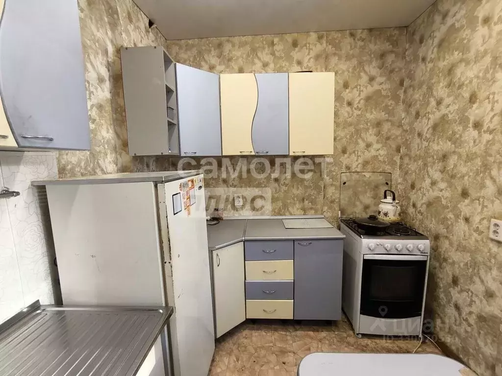 1-к кв. Челябинская область, Челябинск ул. Блюхера, 13 (32.5 м) - Фото 2