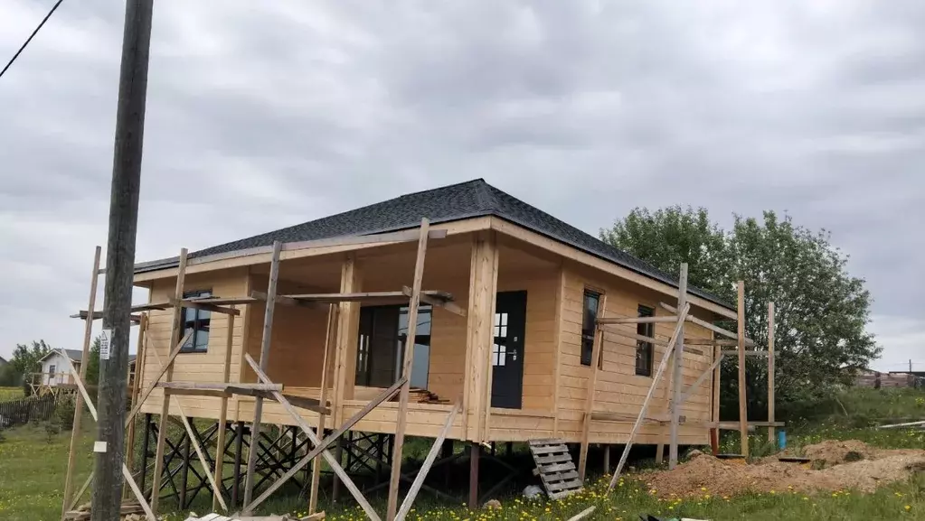 Дом в Коми, Сыктывкар ул. Расула Гамзатова (78 м) - Фото 0