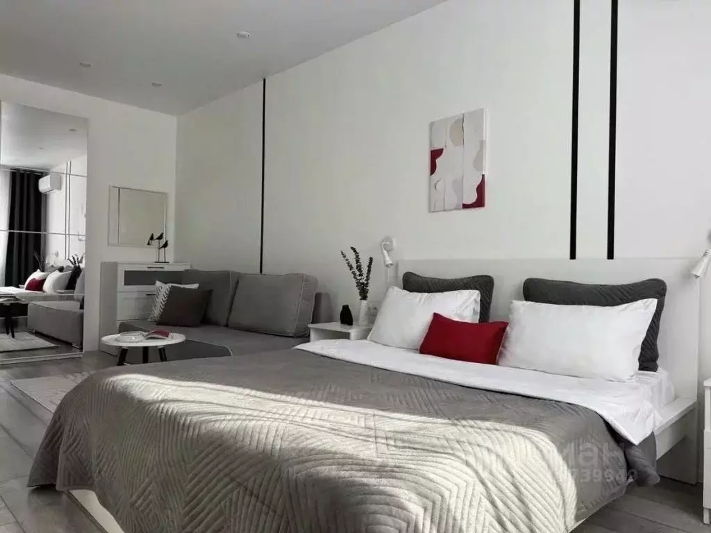 1-к кв. Крым, Симферопольский район, с. Мирное ул. Крымской Весны, 5к1 ... - Фото 1