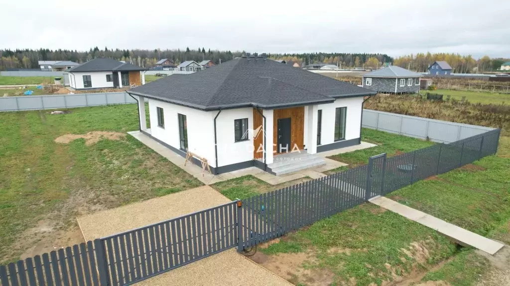 Дом в Калужская область, Совхоз Боровский с/пос, Кириллово парк кп  ... - Фото 1