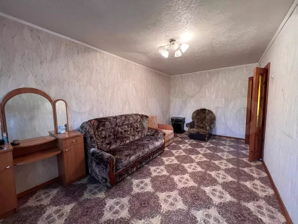 1-к. квартира, 32 м, 4/5 эт. - Фото 1