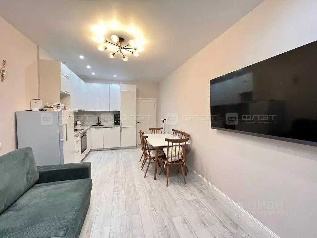 2-к кв. Татарстан, Казань Танковая ул., 2 (50.0 м) - Фото 2