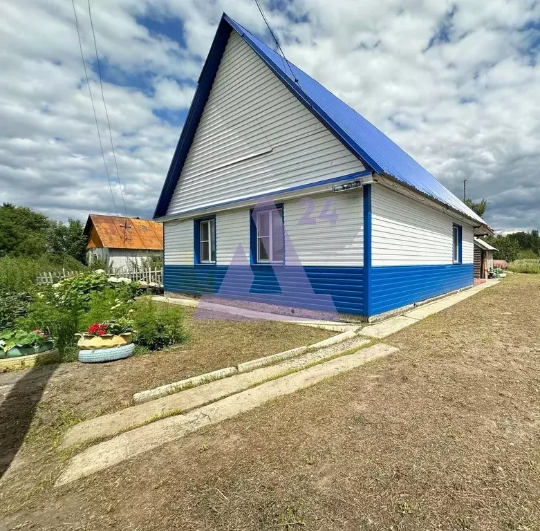 Дом в Алтайский край, Первомайский район, с. Октябрьское Октябрьская ... - Фото 1