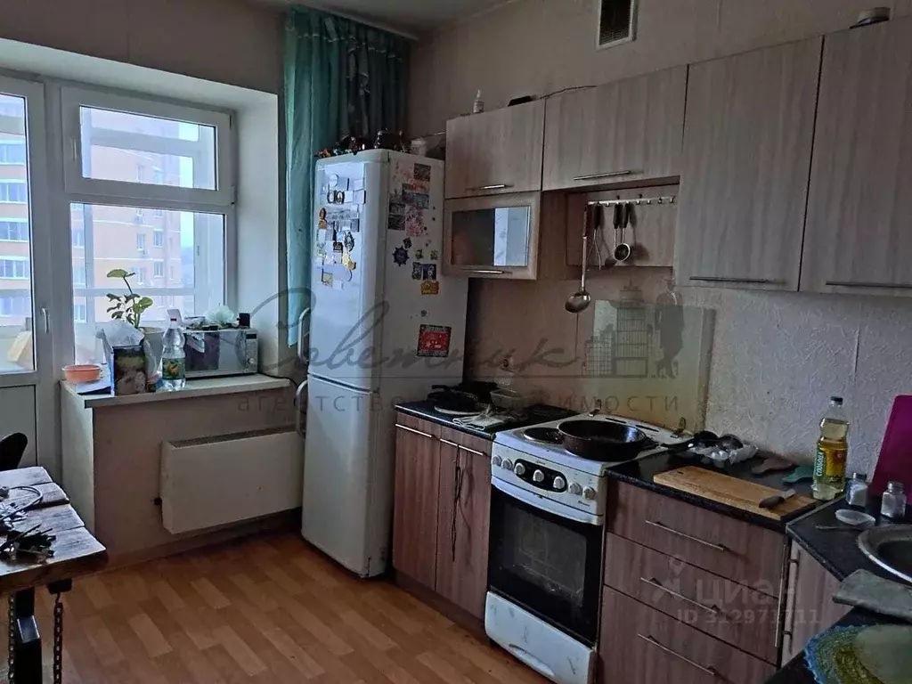 3-к кв. Белгородская область, Старый Оскол Степной мкр,  (98.0 м) - Фото 1