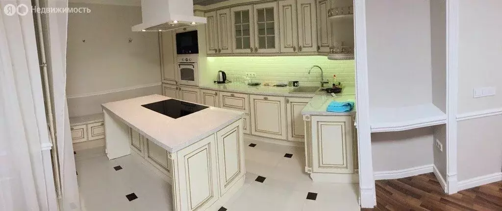 3-комнатная квартира: Санкт-Петербург, Туристская улица, 23к1 (80 м) - Фото 1
