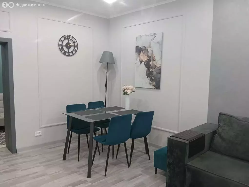 Дом в Каменск-Шахтинский, улица Фрунзе (200 м) - Фото 1