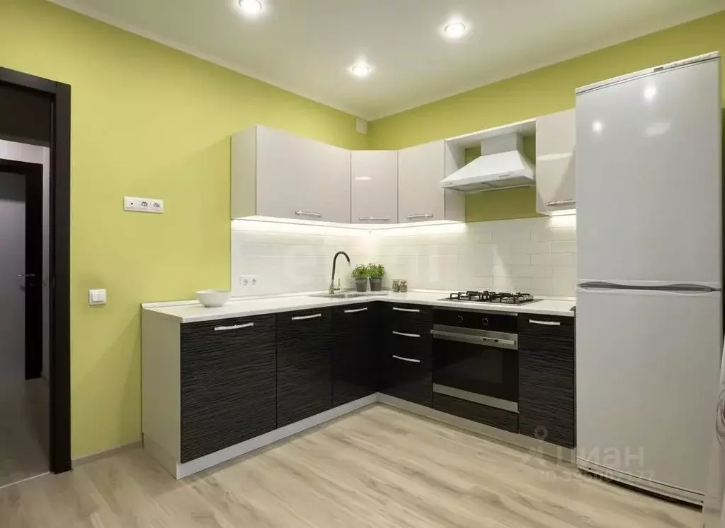 1-к кв. Брянская область, Брянск ул. Братьев Ткачевых, 9 (38.0 м) - Фото 2