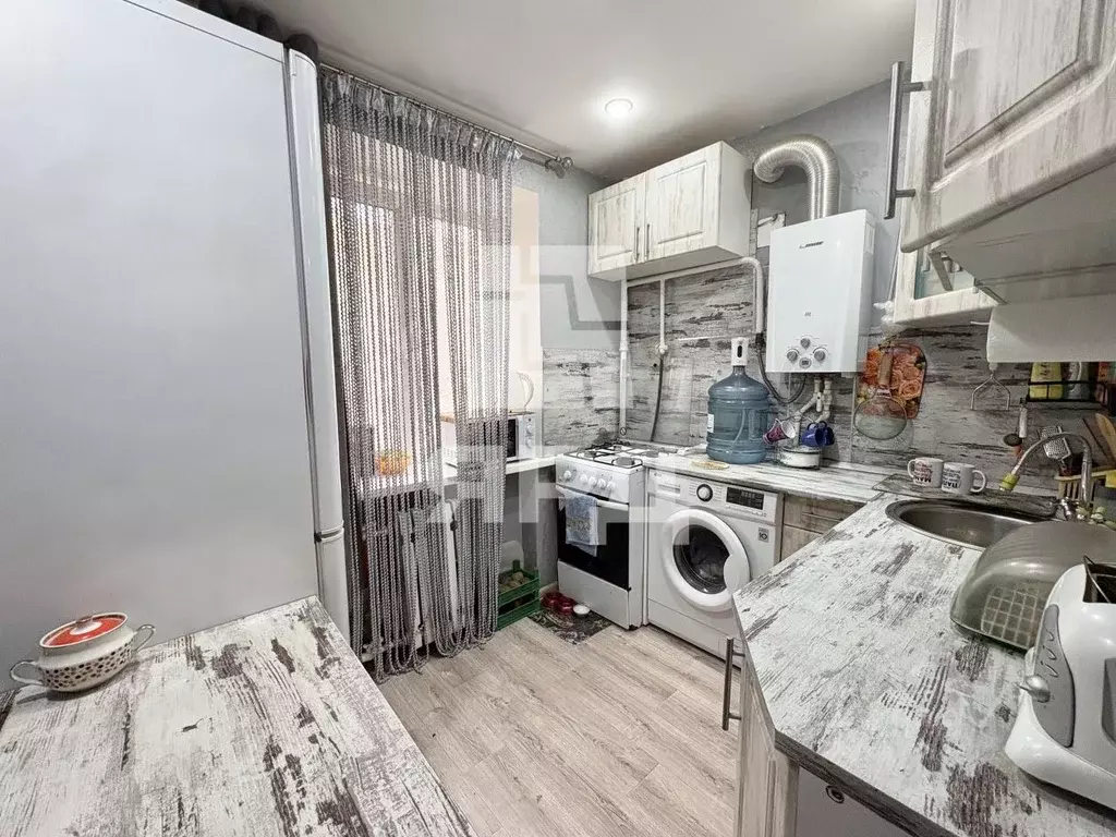 3-к кв. Ростовская область, Таганрог ул. Пальмиро Тольятти (56.3 м) - Фото 1