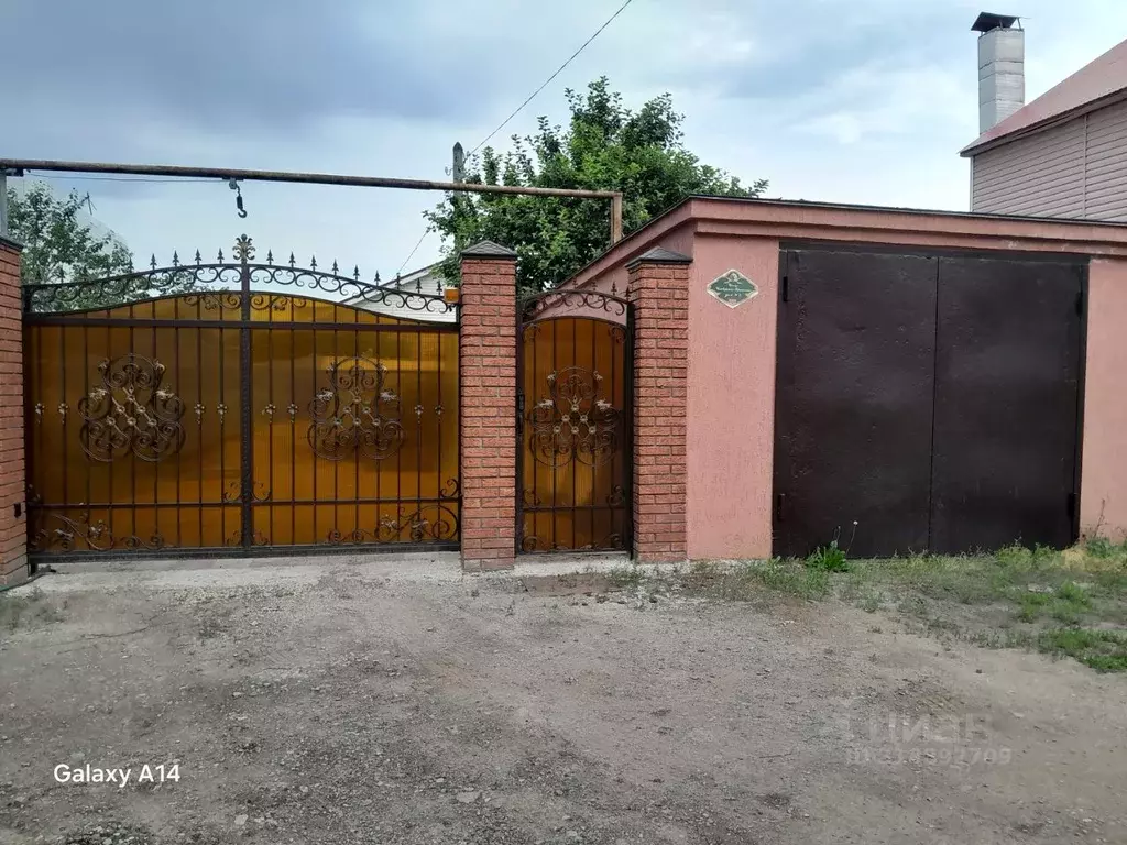 Дом в Самарская область, Самара Четвертая Кряжская ул., 5 (100 м) - Фото 0