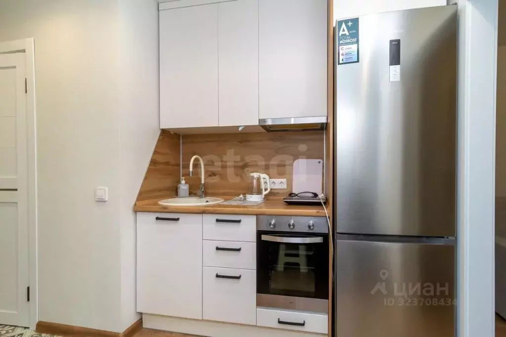 Студия Тюменская область, Тюмень ул. Вице-адмирала Воронцова, 3 (23.37 ... - Фото 1