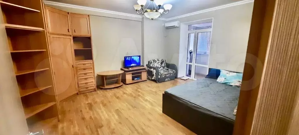 1-к. квартира, 40 м, 4/4 эт. - Фото 0