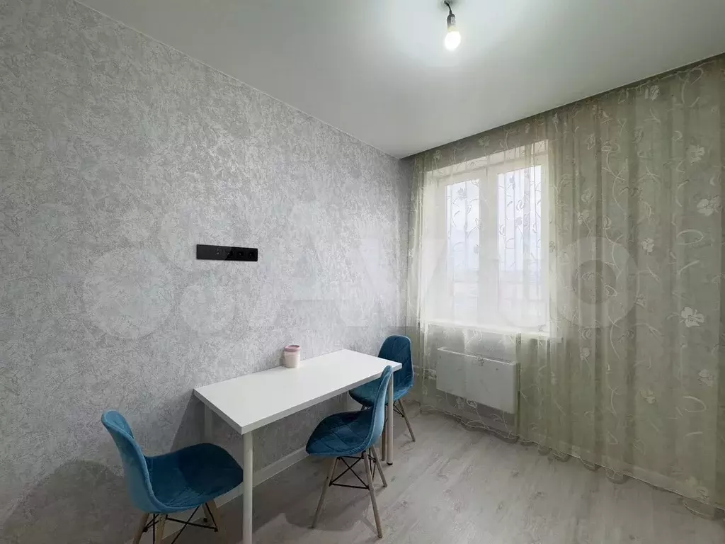 2-к. квартира, 50 м, 17/18 эт. - Фото 1