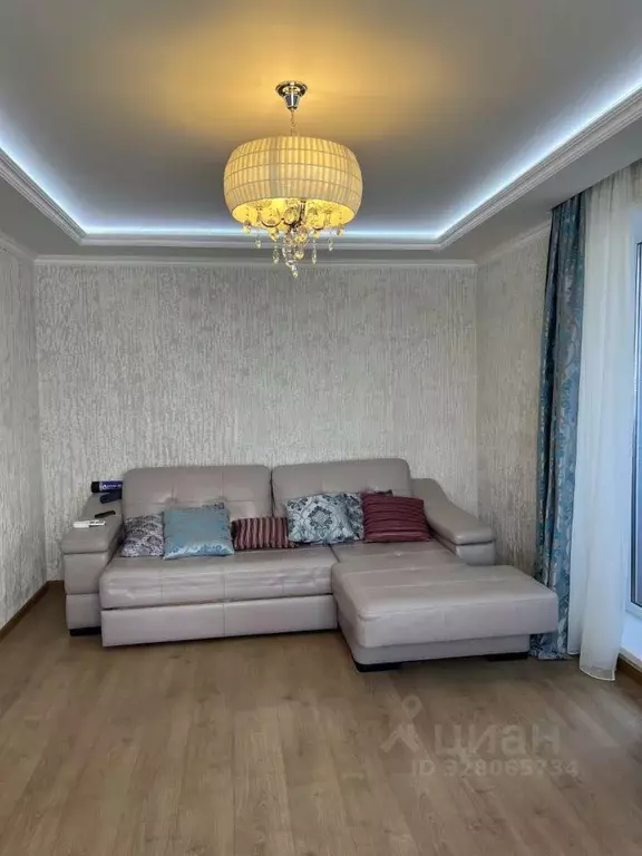 1-к кв. Татарстан, Нижнекамск просп. Химиков, 8 (36.7 м) - Фото 1