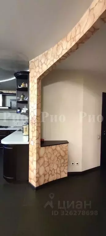 3-к кв. Омская область, Омск ул. Рождественского, 9/3 (124.1 м) - Фото 2