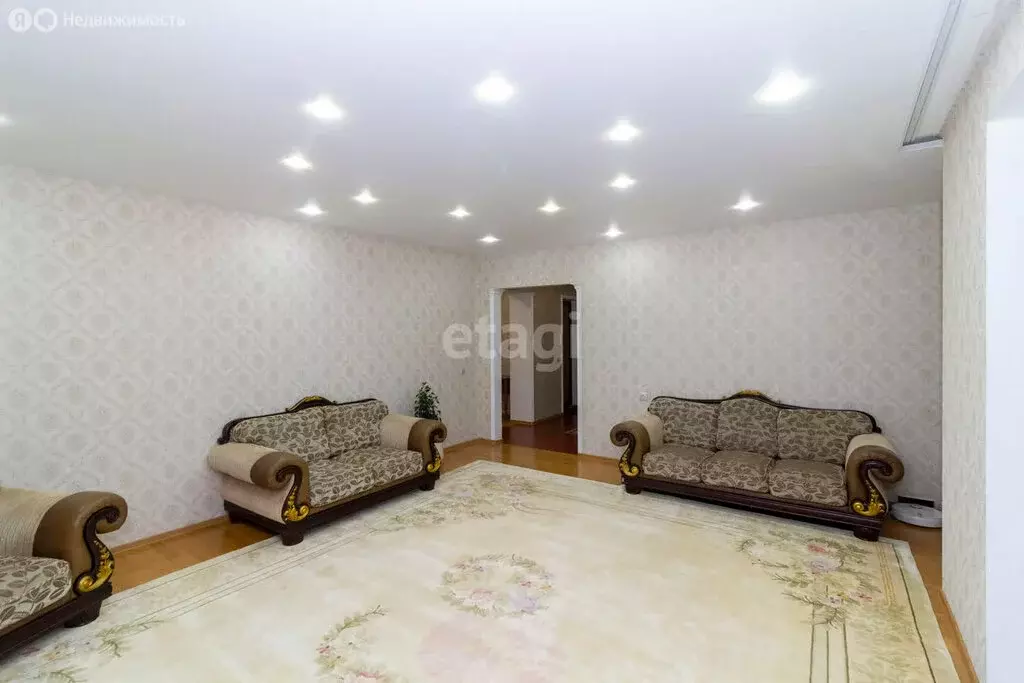 3-комнатная квартира: Тюмень, Паровозная улица, 9 (99.5 м) - Фото 1