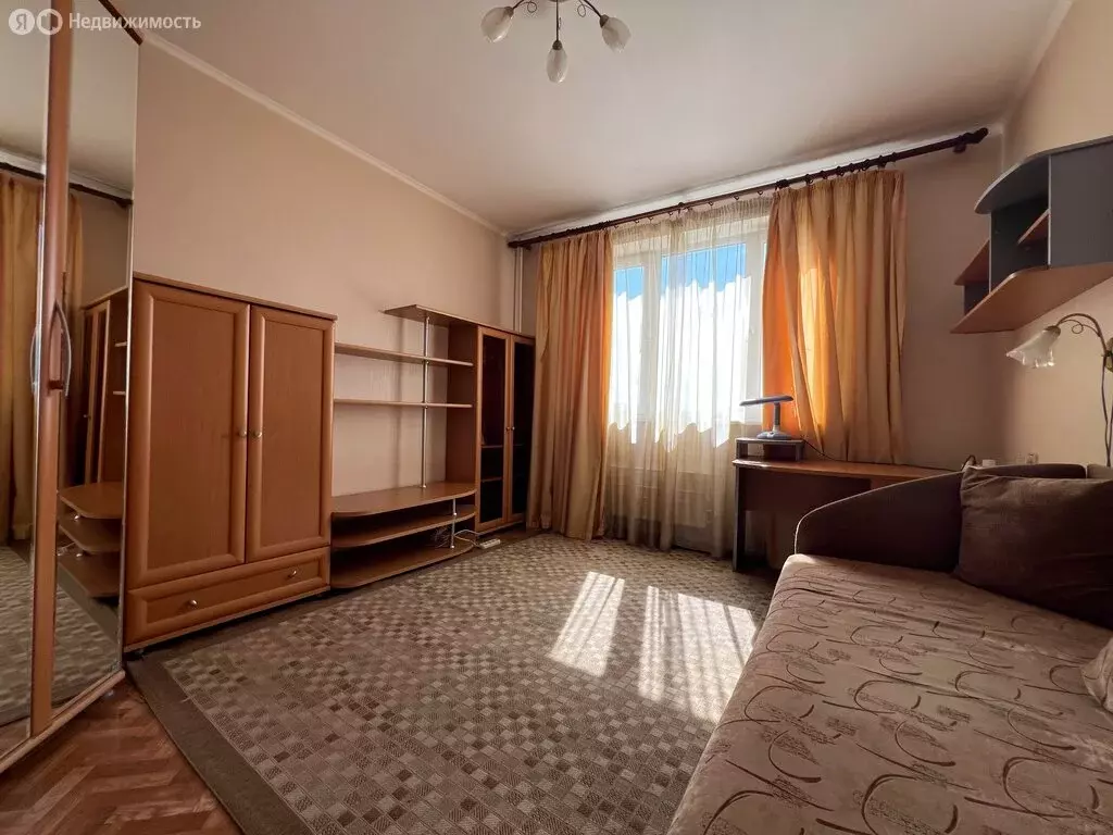 3-комнатная квартира: Москва, Никулинская улица, 31 (78.4 м) - Фото 1