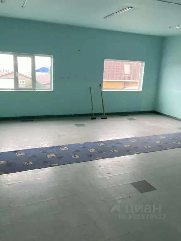 Помещение свободного назначения в Сахалинская область, Курильск ... - Фото 1