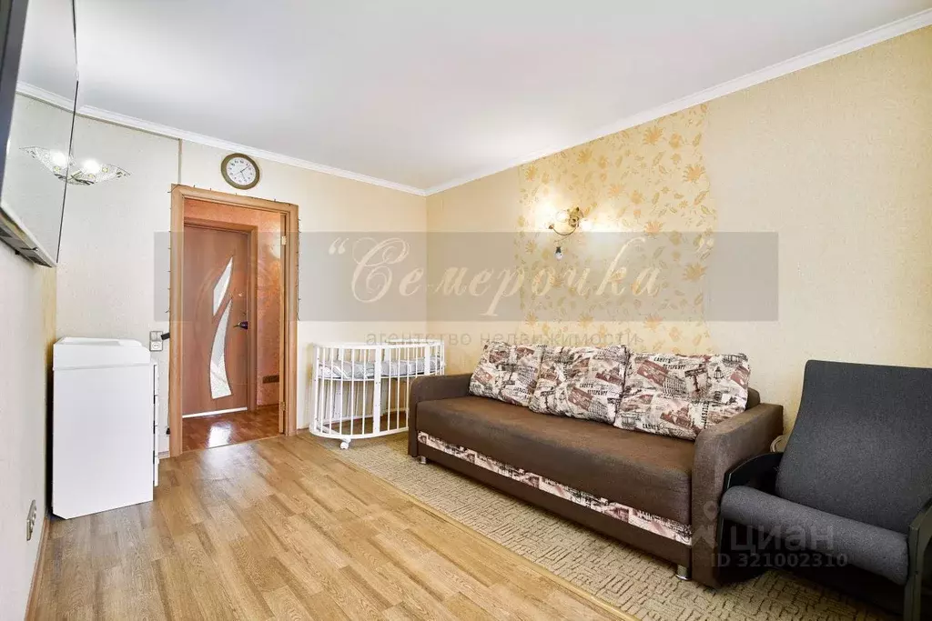 2-к кв. Омская область, Омск Городок Нефтяников мкр, ул. 50 лет ... - Фото 1