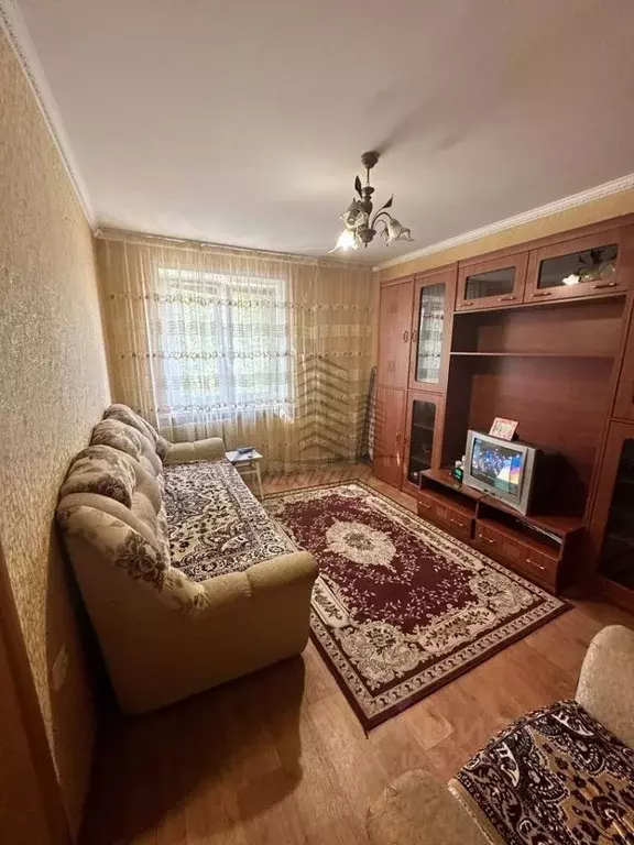 1-к кв. Белгородская область, Старый Оскол Интернациональный мкр, 28 ... - Фото 1