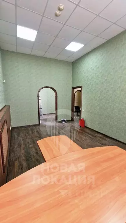 Офис в Омская область, Омск просп. Комарова, 11к1 (35 м) - Фото 1