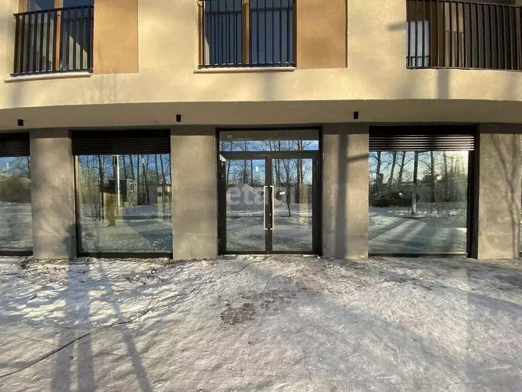 Торговая площадь в Тюменская область, Тюмень ДОК мкр, ул. Воронинская, ... - Фото 1