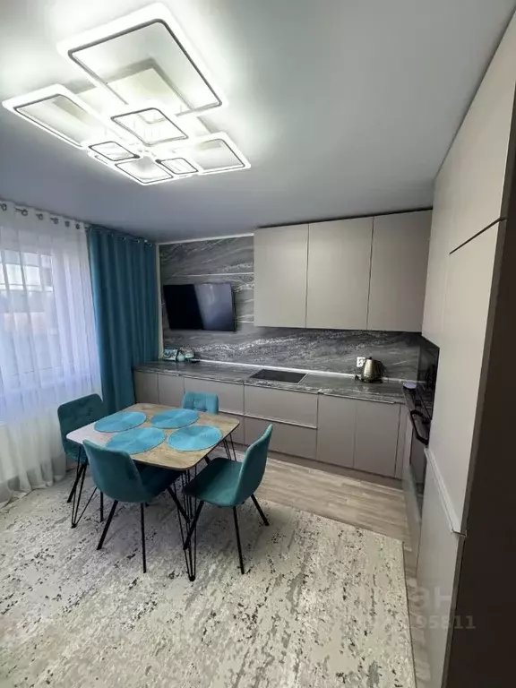 3-к кв. Челябинская область, Челябинск ул. 250-летия Челябинска, 31 ... - Фото 2