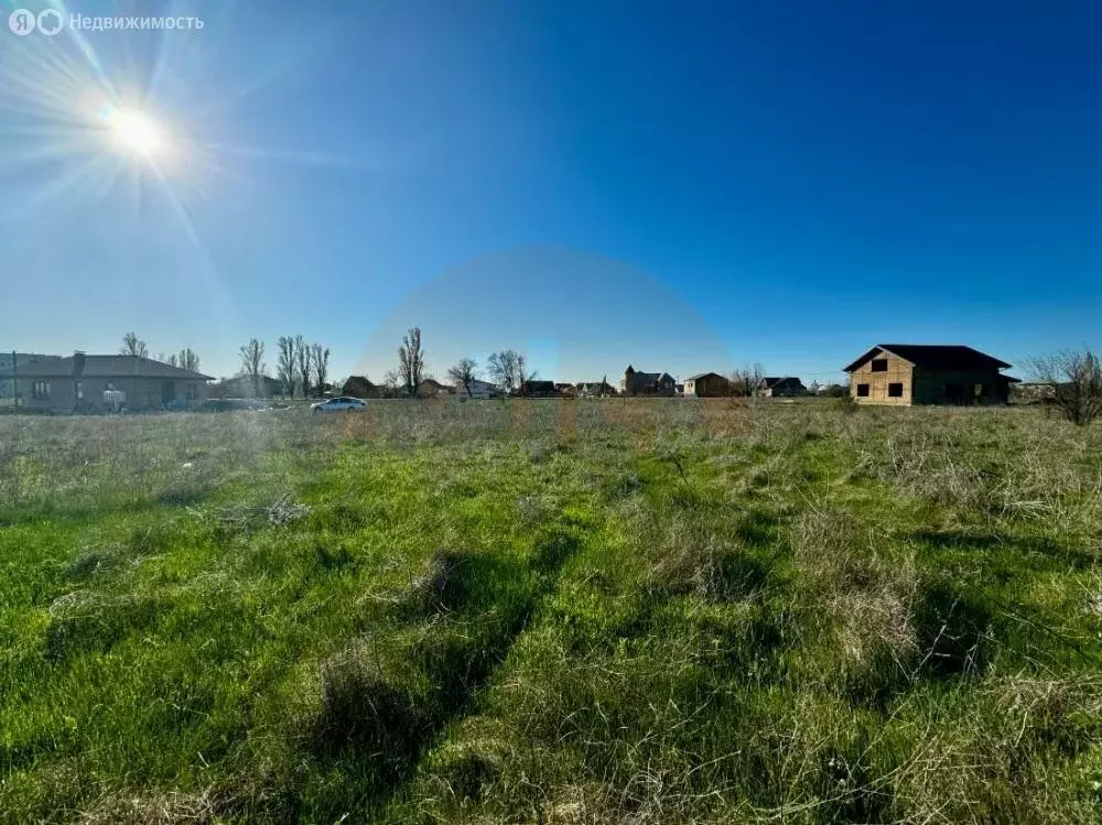 Участок в село Фрунзе, Российская улица (10 м) - Фото 1