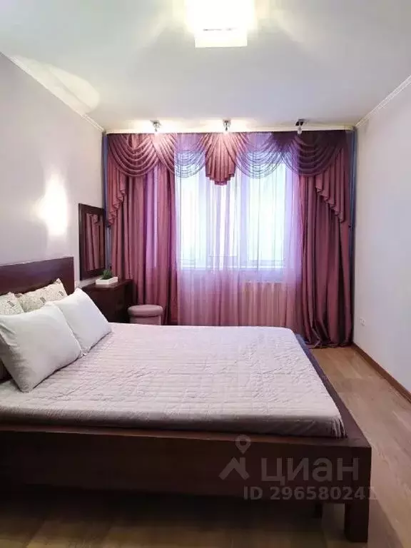 3-к кв. Башкортостан, Уфа Баязита Бикбая ул., 23/2 (80.0 м) - Фото 1