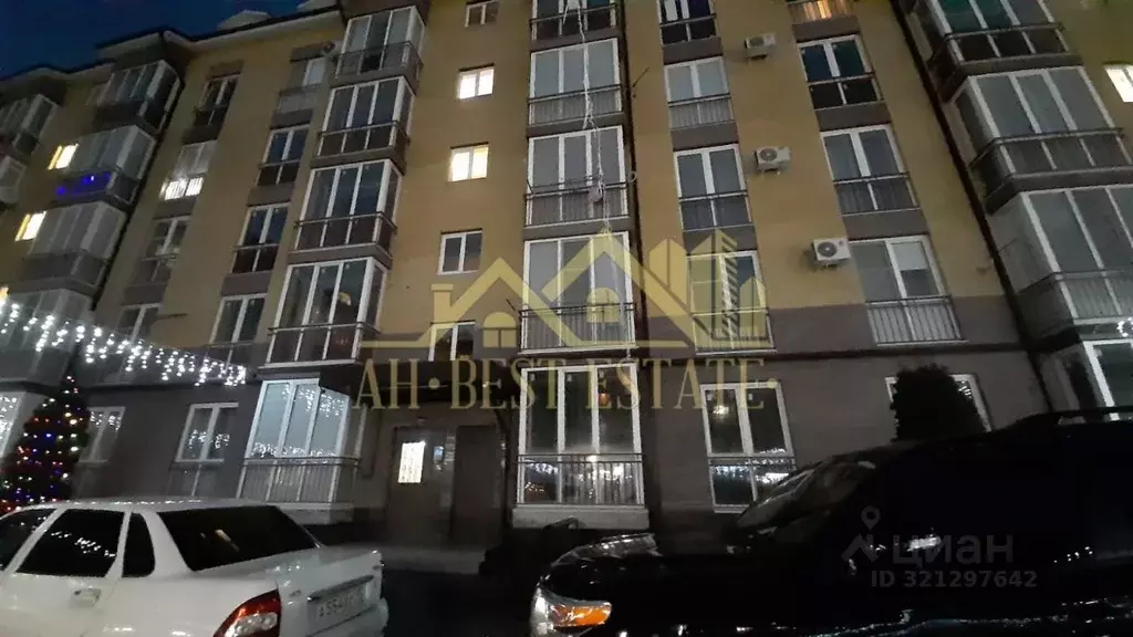 1-к кв. Северная Осетия, Владикавказ ул. Шамиля Джикаева, 7 (94.0 м) - Фото 2