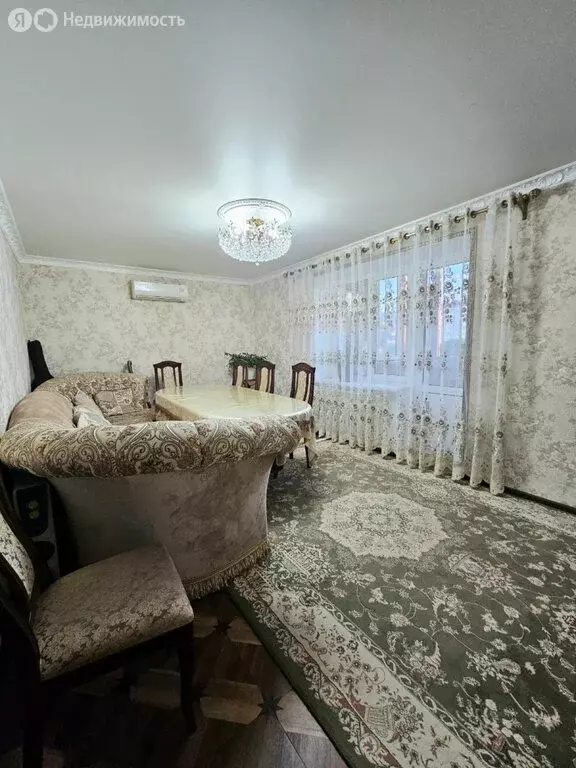 4-комнатная квартира: Махачкала, улица Комарова, 1 (98 м) - Фото 2