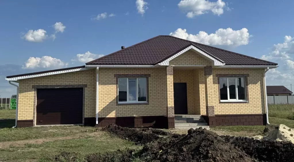 Дом в Белгородская область, Белгородский район, Разумное рп ул. ... - Фото 0