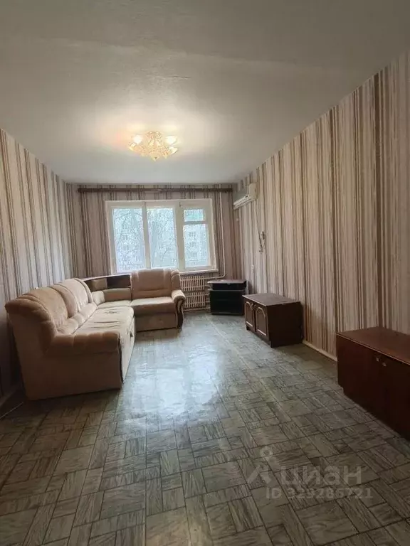 2-к кв. Волгоградская область, Волгоград ул. Менжинского, 14 (53.0 м) - Фото 1