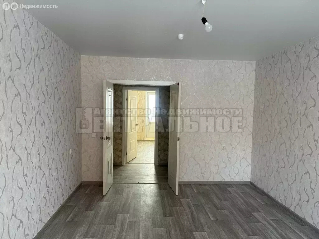 2-комнатная квартира: Смоленск, Центральная улица, 6 (58.2 м) - Фото 2