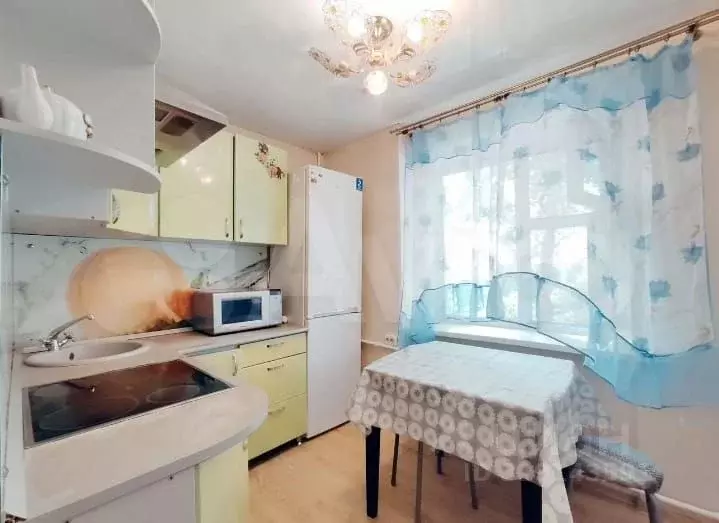 2-к кв. Ханты-Мансийский АО, Нефтеюганск 10-й мкр, 8 (45.0 м) - Фото 1