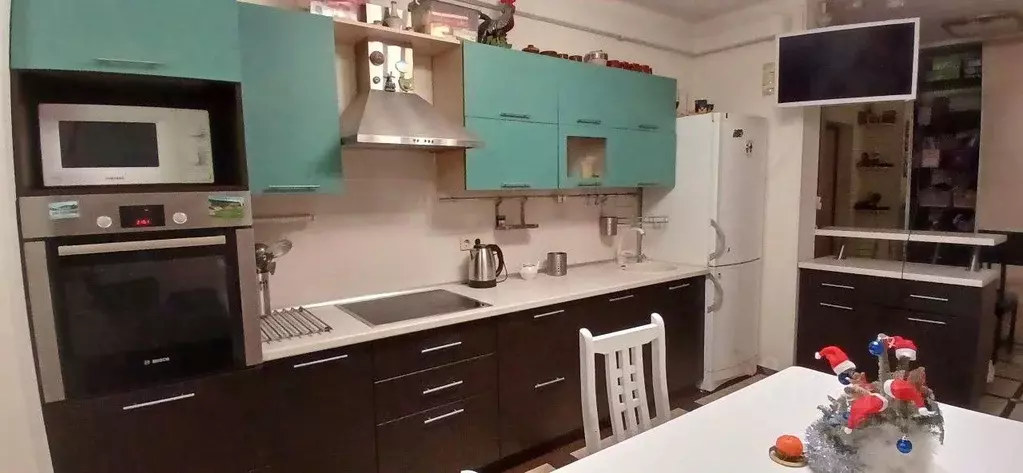 2-к кв. Свердловская область, Екатеринбург ул. Старых Большевиков, 3 ... - Фото 1