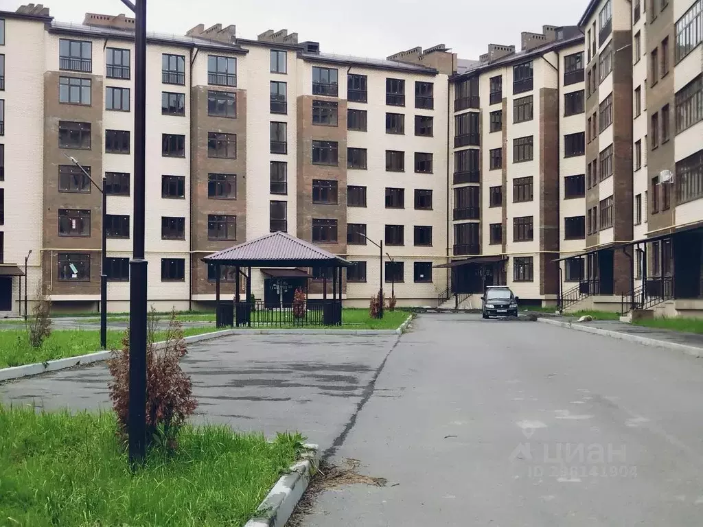 2-к кв. Северная Осетия, Владикавказ ул. Билара Кабалоева, 12В (70.0 ... - Фото 2