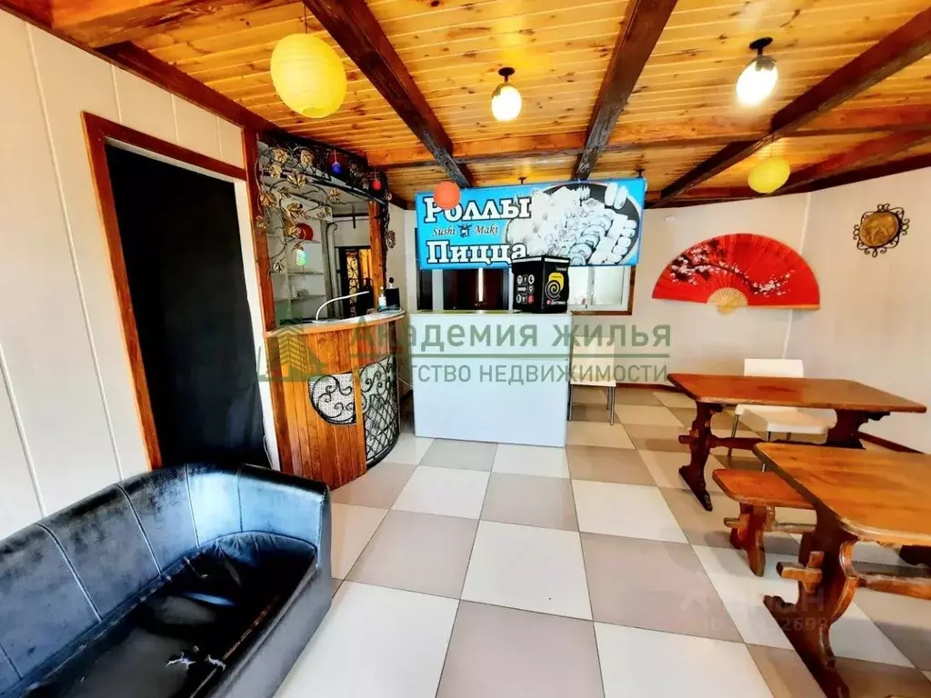 Помещение свободного назначения в Саратовская область, Энгельс ул. ... - Фото 0