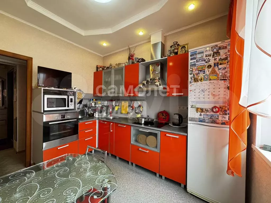 3-к. квартира, 69 м, 6/9 эт. - Фото 1