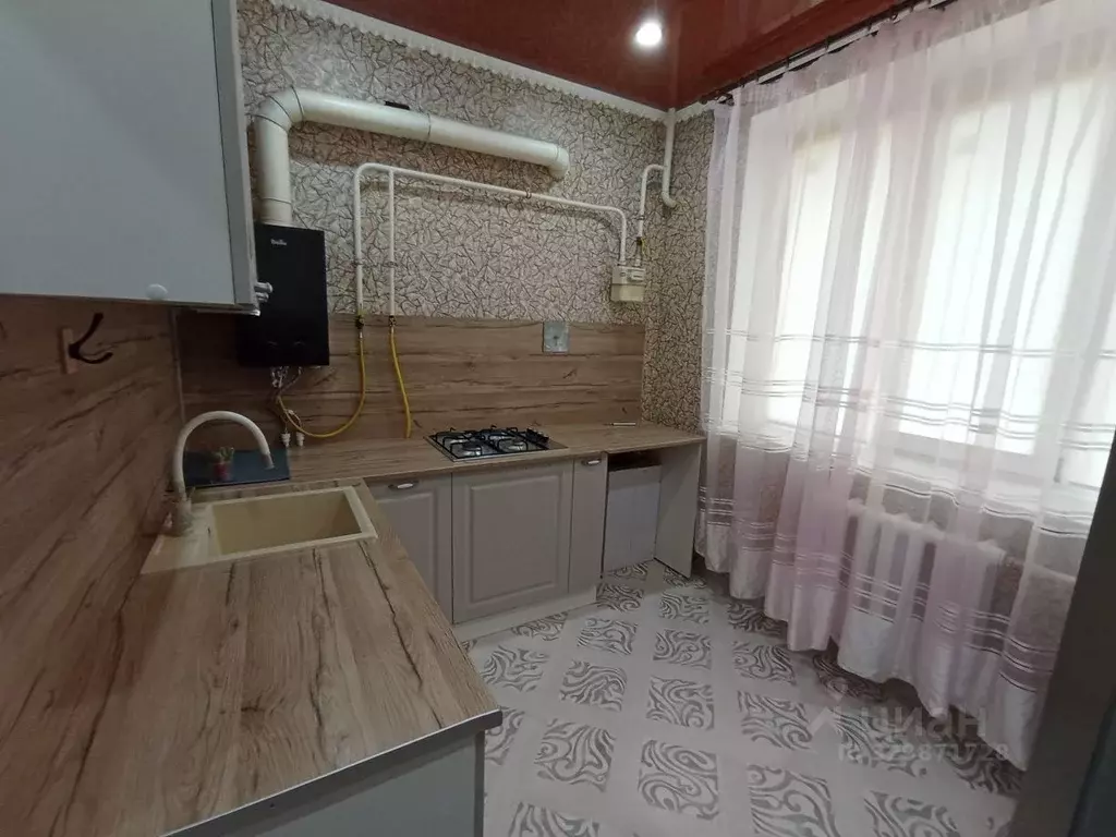 1-к кв. Ростовская область, Донецк 2-й мкр, 2 (32.9 м) - Фото 2
