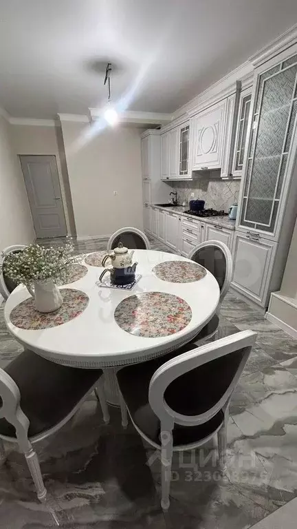 3-к кв. Кабардино-Балкария, Нальчик ул. Шарданова, 52А (110.5 м) - Фото 1