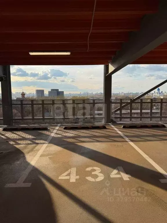 Гараж в Москва Люблинский парк жилой комплекс, к37 (13 м) - Фото 1