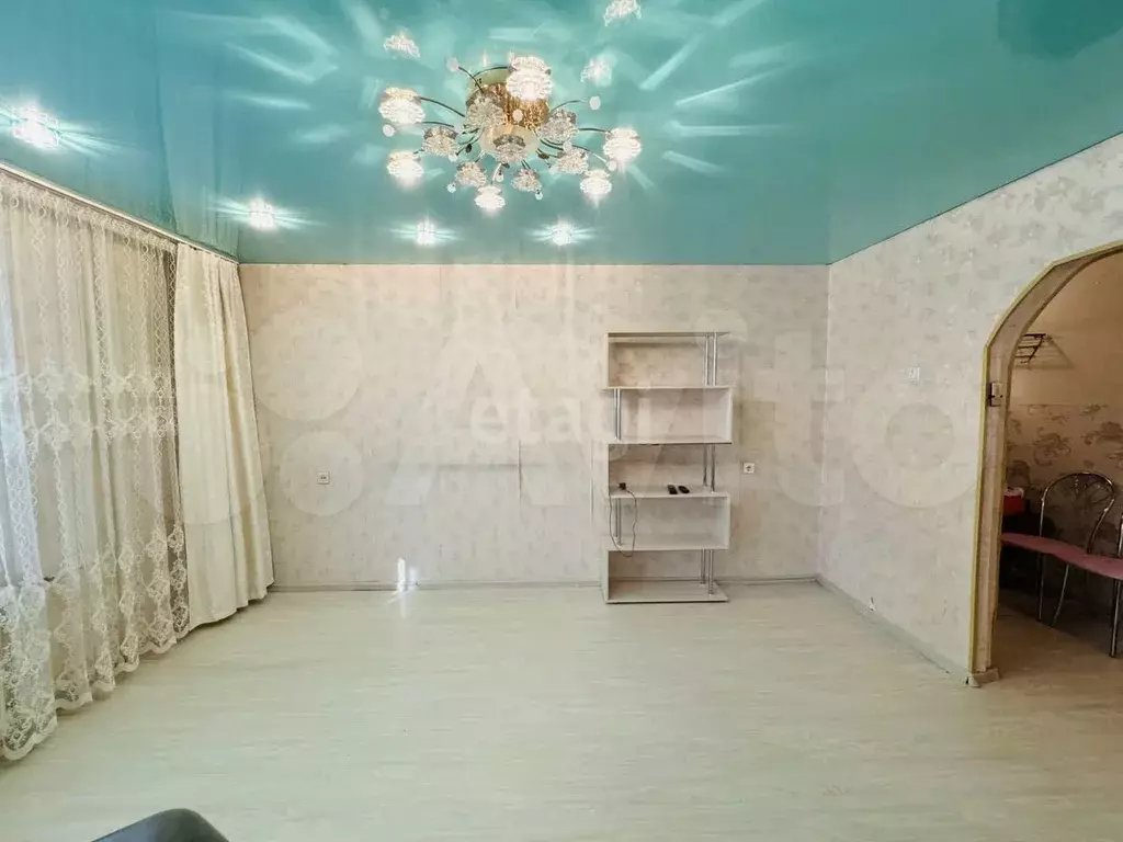 3-к. квартира, 60 м, 2/9 эт. - Фото 0