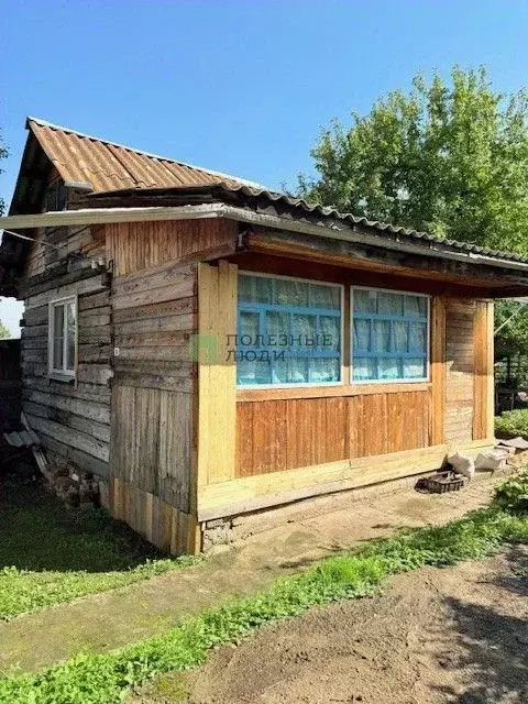 Дом в Красноярский край, Красноярск Свободный просп., 77а (33 м) - Фото 1